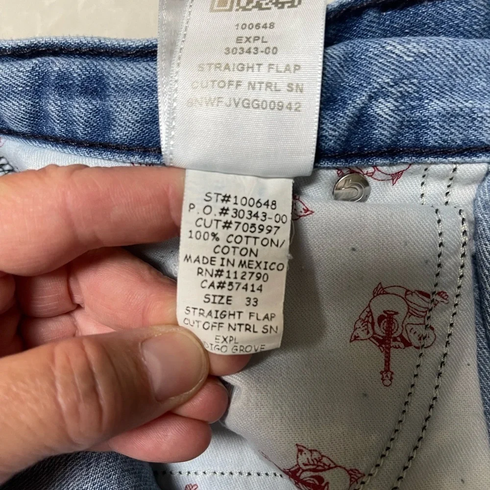 True Religion Men's Straight Flap Cut-Off Shorts-Indigo Grove EUC